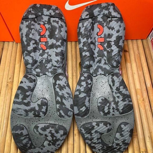 W AIR MAX VIVA, W12 - Picture 10 of 11